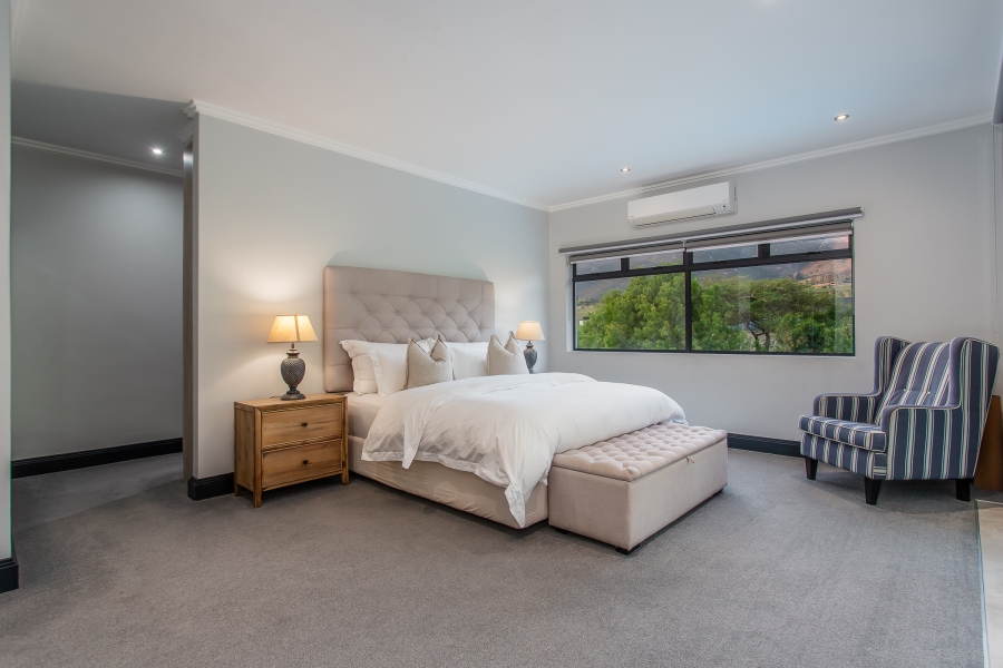 4 Bedroom Property for Sale in Franschhoek Western Cape